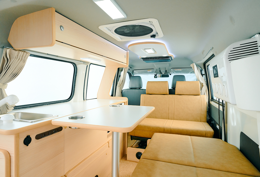 リビングスペース（後方）