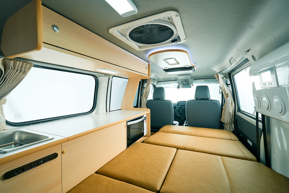 限られた空間を最大限に活かしたベッド