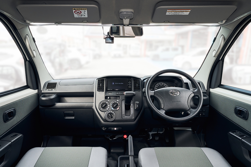 運転席周りの設計