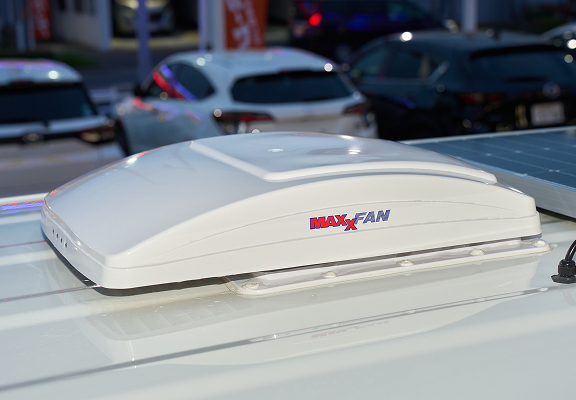 給・排気電動ベンチレーター